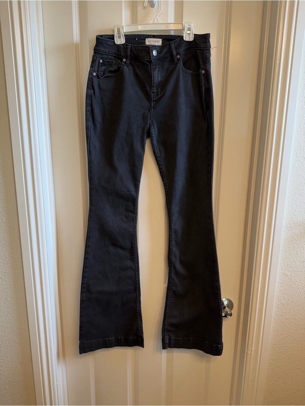 Shyanne Black Flare Jeans Size 28
